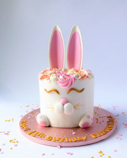 Bunny rabbit cake